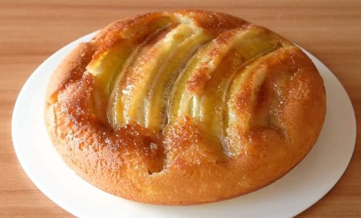 Upside-Down Banana Cake